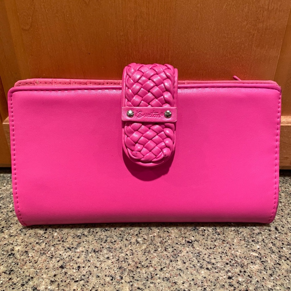 *NEW* Buxton Hot Pink Super Wallet